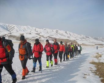 صعود گروه کوهنوردی شرکت آب وفاضلاب آذربایجان شرقی به قله اؤکوز داغی هریس