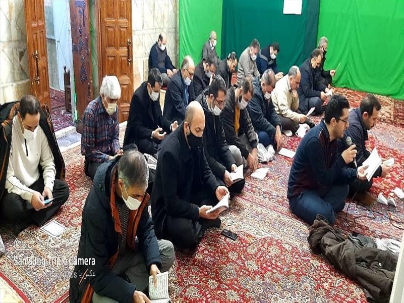 4-برگزاری مداحی و قرائت زیارت نامه حضرت زهرا(س)با حضور در امامزاده سید حمزه در  ایام فاطمیه