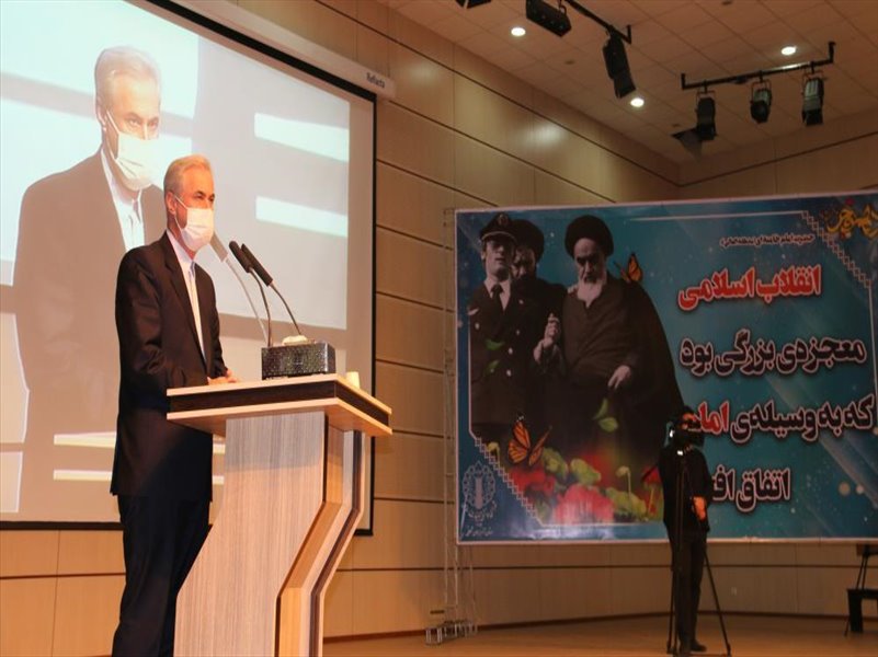 2-شرکت در مراسم 12بهمن در مصلی اعظم تبریز