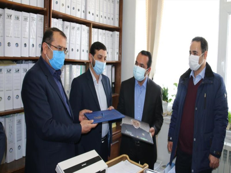 4-دیدار و تجلیل از فرزندان معظم شهداء