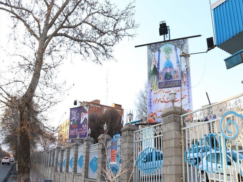 1-نصب بنر و فضاسازی به مناسبت نیمه شعبان
