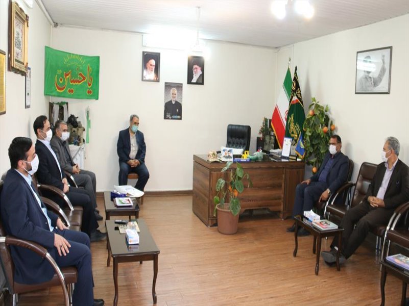 1-دیدار مدیر عامل و معاونین شرکت با فرماندهی وشورای حوزه یک کارمندی سپاه عاشورا