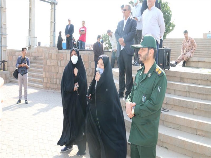 3-حضور بسیج خواهران شرکت آب و فاضلاب در کوهپیمایی حوزه یک کارمند ی سپاه عاشورا در هفته حجاب وعفاف