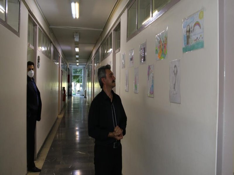 3-برگزاری نمایشگاه نقاشی فرزندان همکاران در هفته حجاب و عفاف