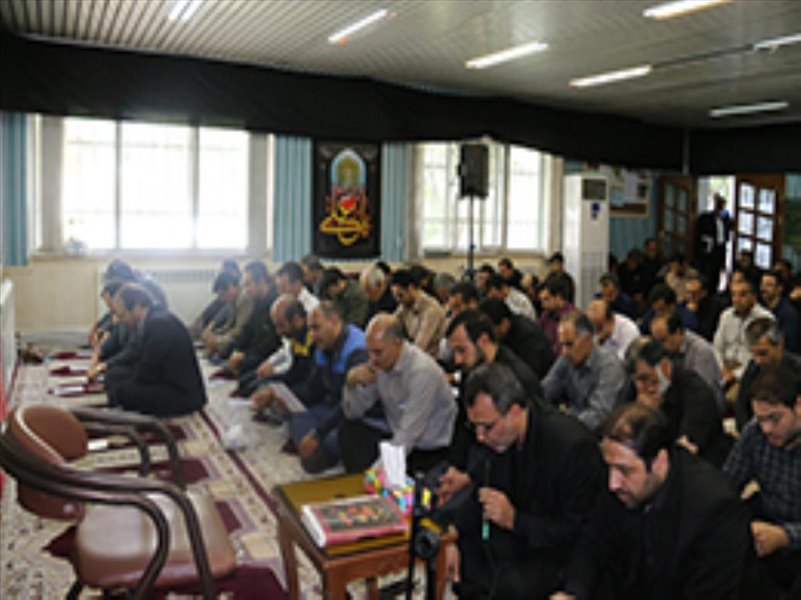 شرکت در مراسم قرائت مناجات امیرالمومنین حضرت علی (ع)