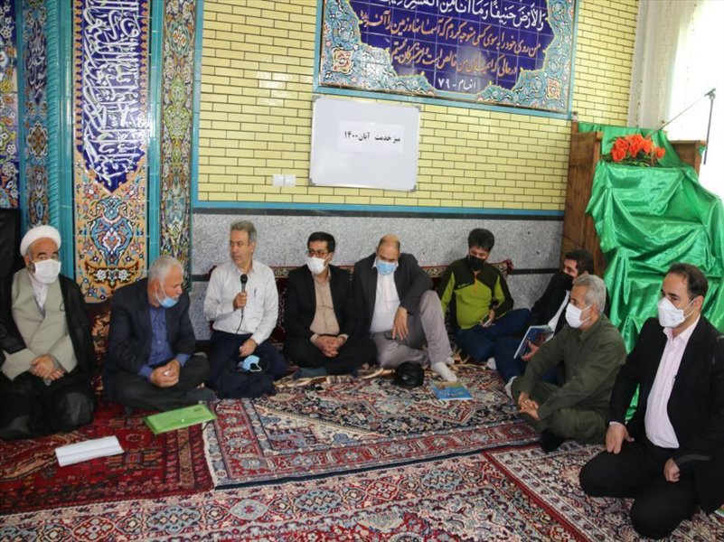 3-شرکت  مدیران شرکت آب و فاضلاب در میز خدمت در شهرک اندیشه( اخمقیه) مسجد صاحب الزمان (عج)تبریز