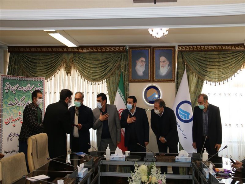 6-برگزاری مراسم تجلیل از فرزندان شهدای شرکت در دهه مبارک فجر