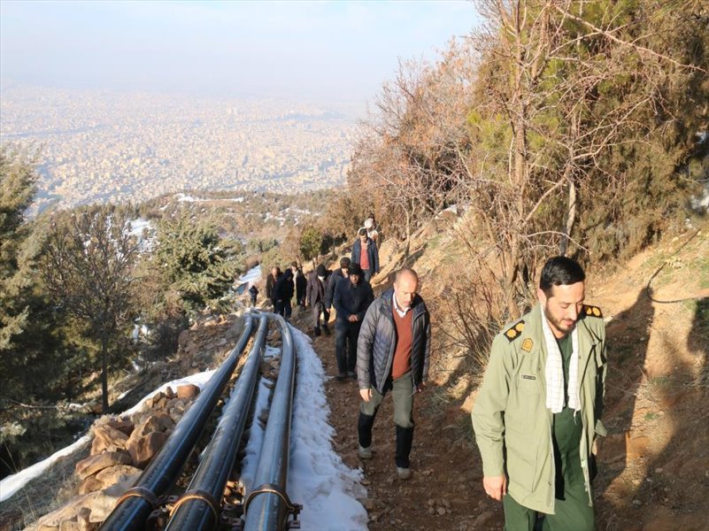 3-شرکت همکاران در کوهپیمایی حوزه یک کارمندی در دهه مبارک فجر