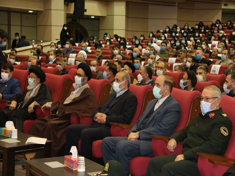 4-شرکت در مراسم یادواره شهدادر مصلی اعظم تبریز