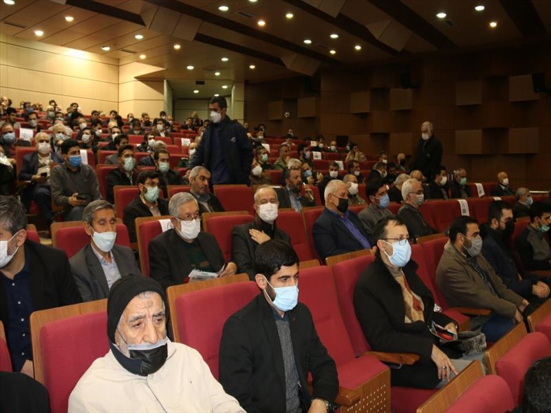 6-شرکت در مراسم یادواره شهدادر مصلی اعظم تبریز