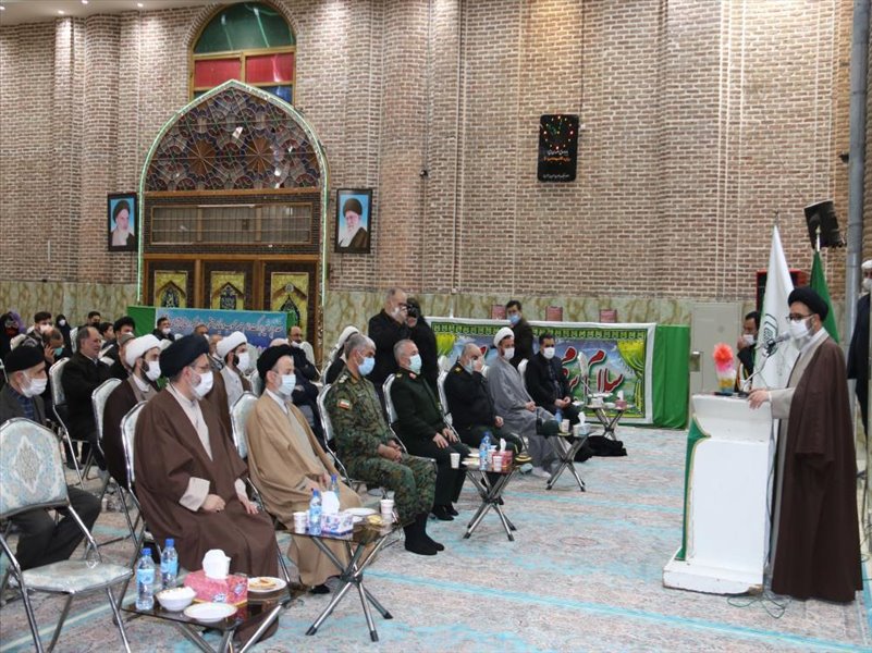 5-شرکت در مراسمی به مناسبت نیمه شعبان و افتتاح تعویض ضریح امامزاده سید حمزه تبریز