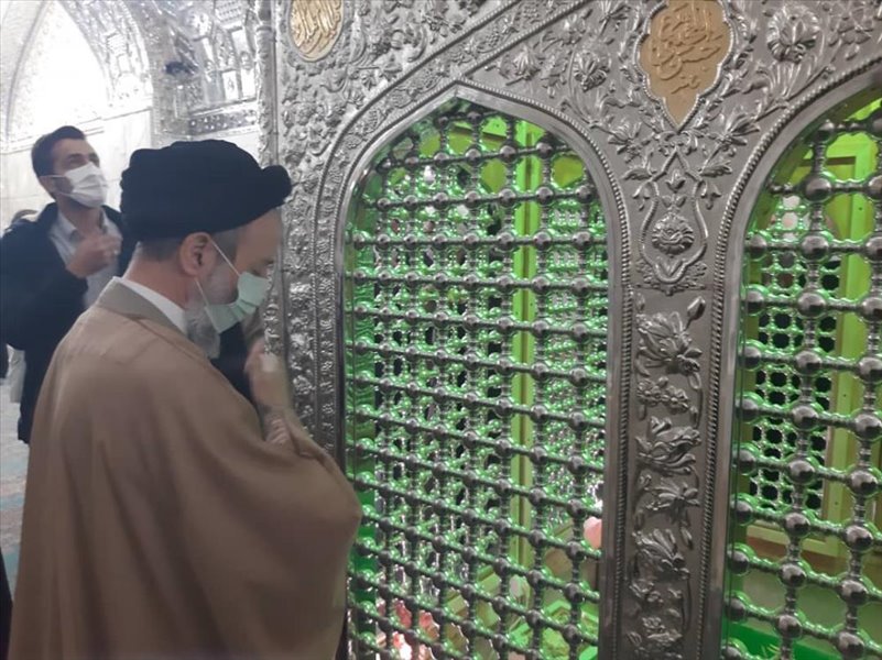 8-شرکت در مراسمی به مناسبت نیمه شعبان و افتتاح تعویض ضریح امامزاده سید حمزه تبریز