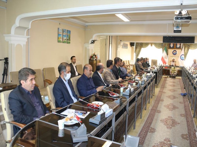 4-جلسه بصیرت افزایی به مناسبت ارتحال امام راحل وقیام 15 خرداد در سالن کنفرانس شرکت اب وفاضلاب استان