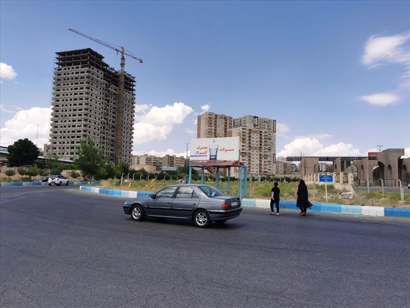نصب بنر شهری