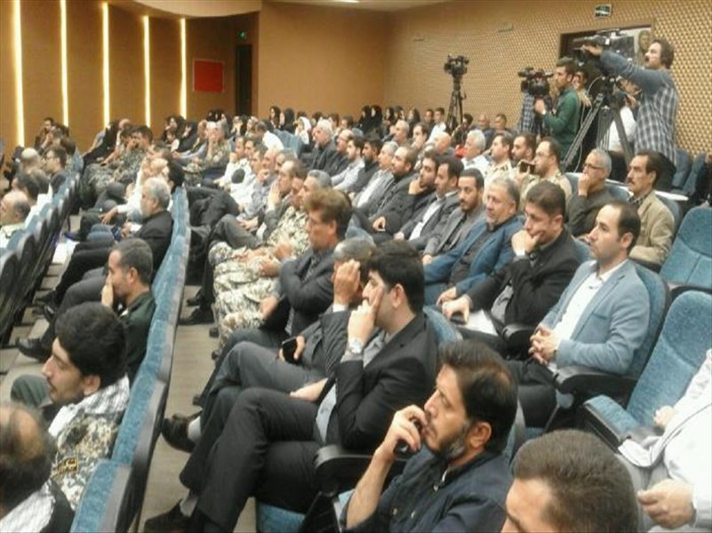 3-شرکت در افتتاح نمایشگاه هفته دفاع مقدس در سال1398