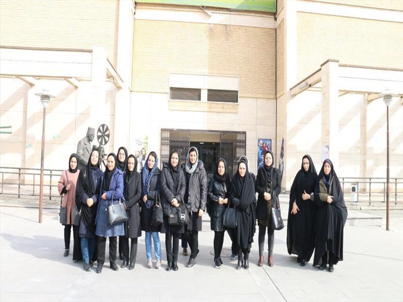 2-برگزاری برنامه فرهنگی برای بسیج خواهران در هفته بسیج