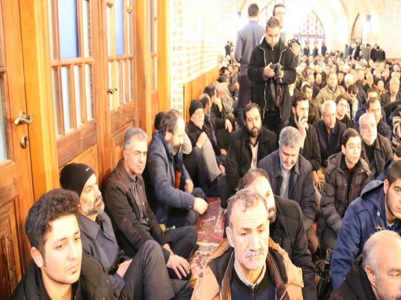 2-شرکت در مراسم سردار شهید سلیمانی در مسجد جامع تبریز