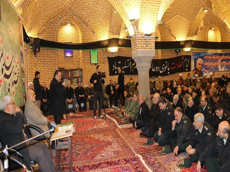 4-شرکت در مراسم سردار شهید سلیمانی در مسجد مقبره تبریز