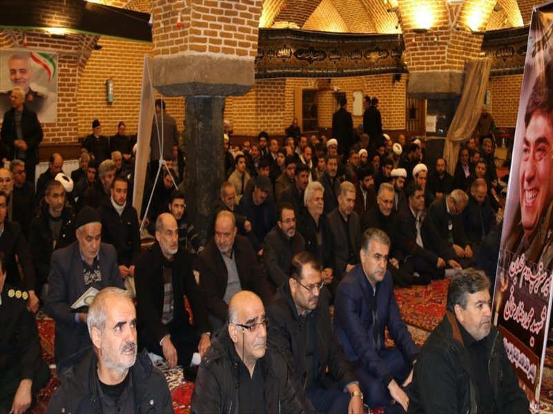 5-شرکت در مراسم سردار شهید سلیمانی در مسجد مقبره تبریز