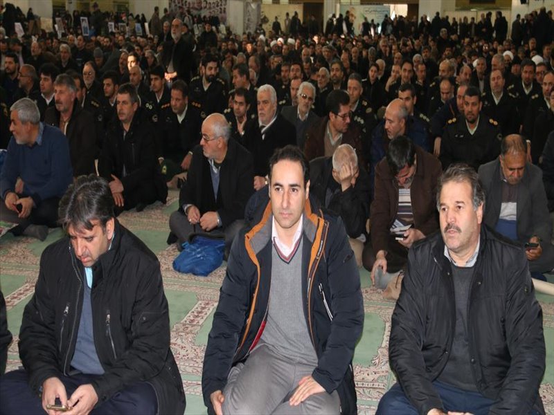 2-شرکت در مراسمی به مناسبت اربعین سردار سلیمانی در مصلی اعظم تبریز