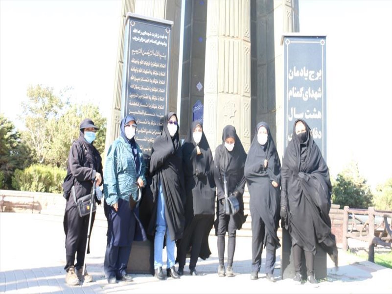 1-زیارت شهدای گمنام کوه عون ابن علی بسیج خواهران به مناسبت هفته دولت