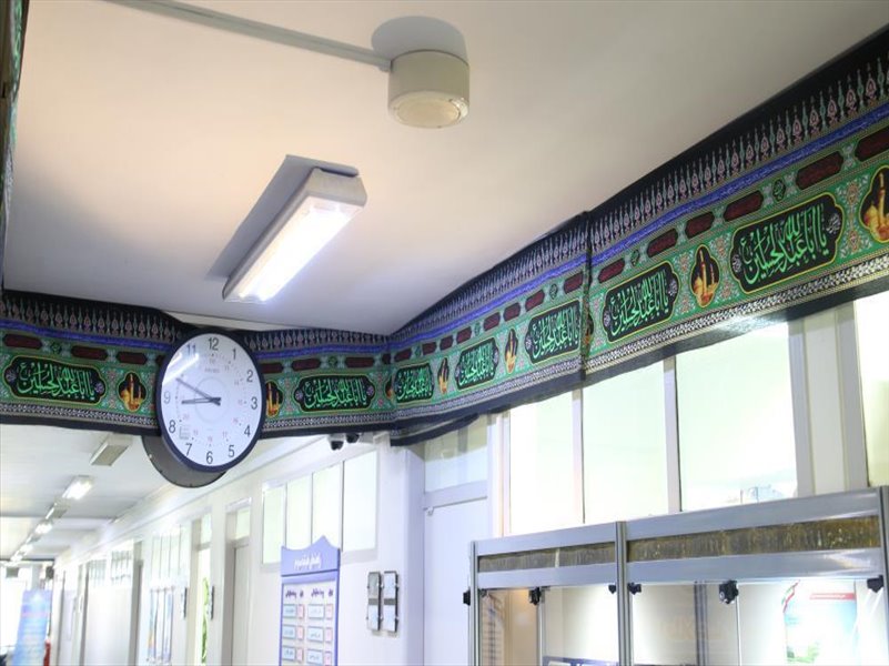 3-نصب بنر و فضا سازی ایام محرم و صفر