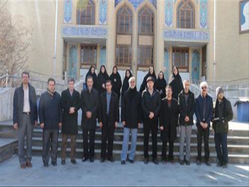  بازدید همکاران شرکت از دستاوردهای چهل ساله انقلاب 