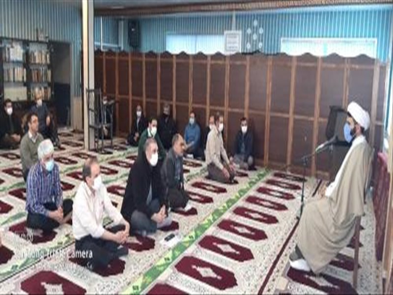 برگزاری جلسه بصیرت افزایی به مناسبت دهه مبارک فجر در نمازخانه شرکت