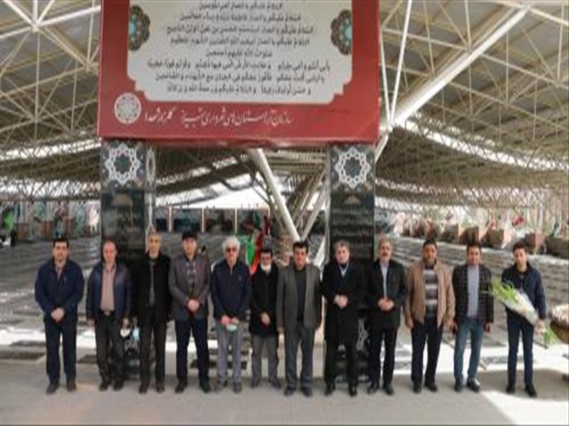 غبار روبی و زیارت گلزار شهدای وادی رحمت تبریزبه مناسبت بزرگداشت روز شهدا توسط همکاران شرکت آب و فاضلاب استان