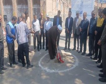 کلنگ پروژه توسعه شبکه فاضلاب شهر اسکو در هفته دولت برزمین زده شد